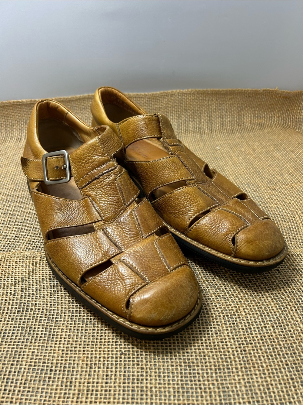 Johnston & Murphy Sheepskin Leather Sandals Fisherman Mens 9.5 Resort Vacation
